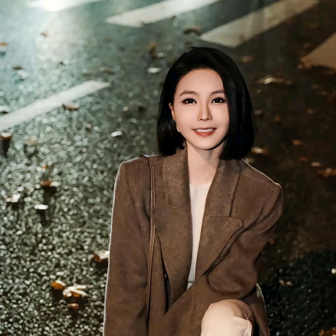 溶溶RONGRONG时尚女装