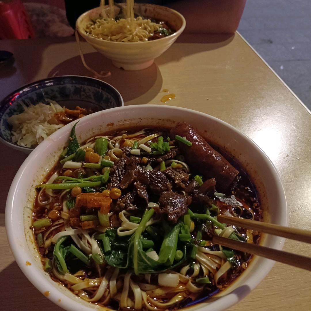 也很烦