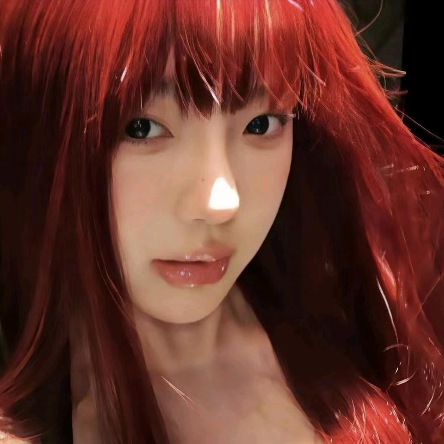 24级川护学姐（主页＋新生裙）