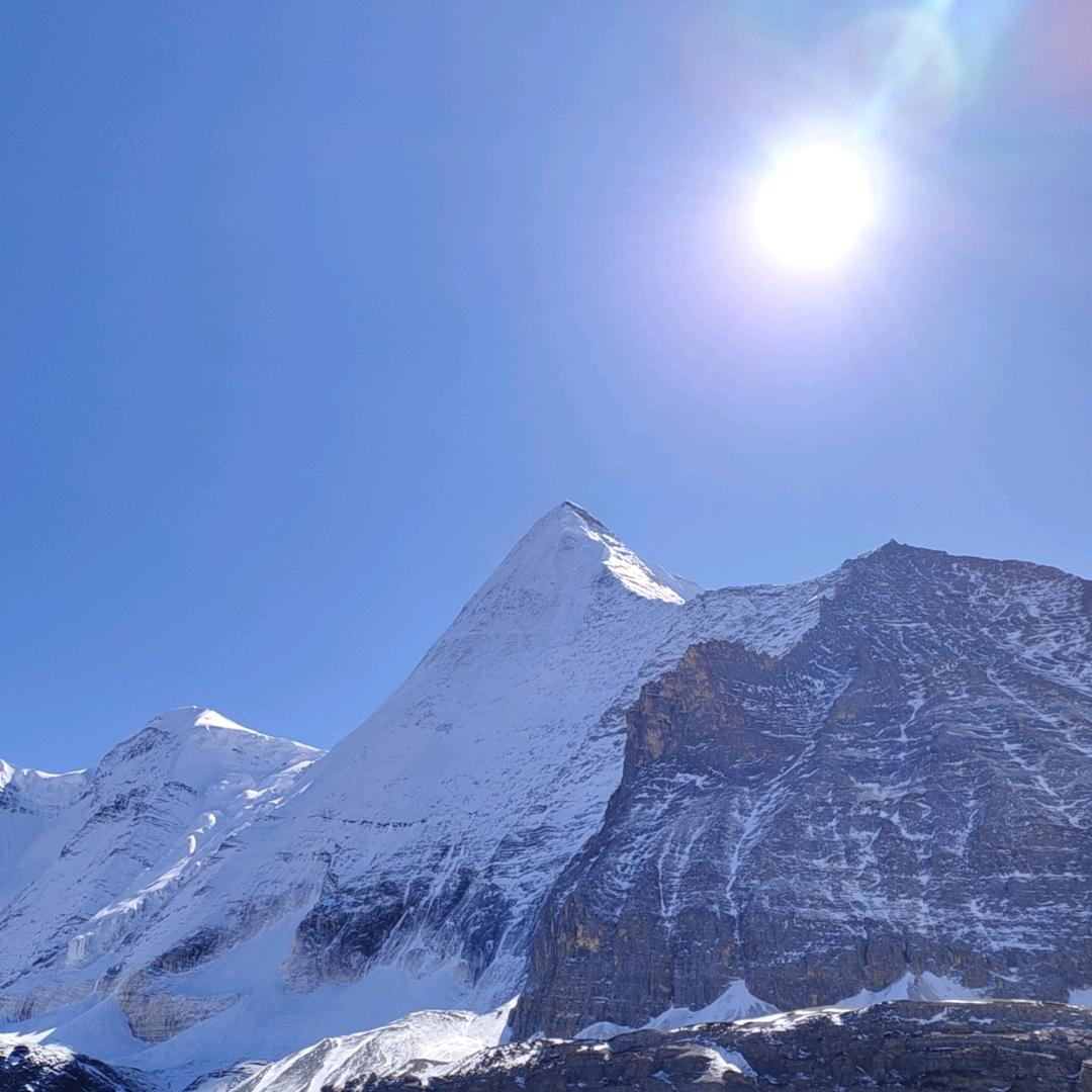山 三 哥