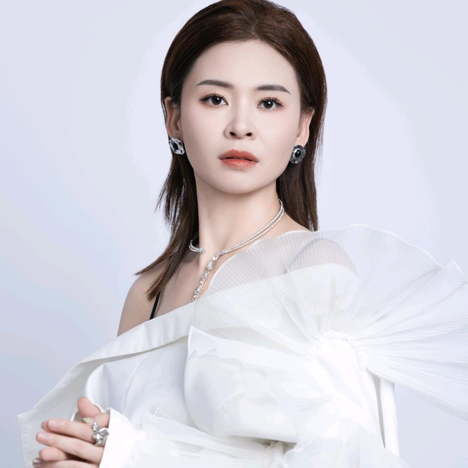 美业空中老板小琴