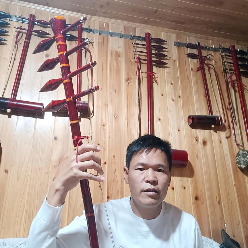 毛栗圆二胡段良勋