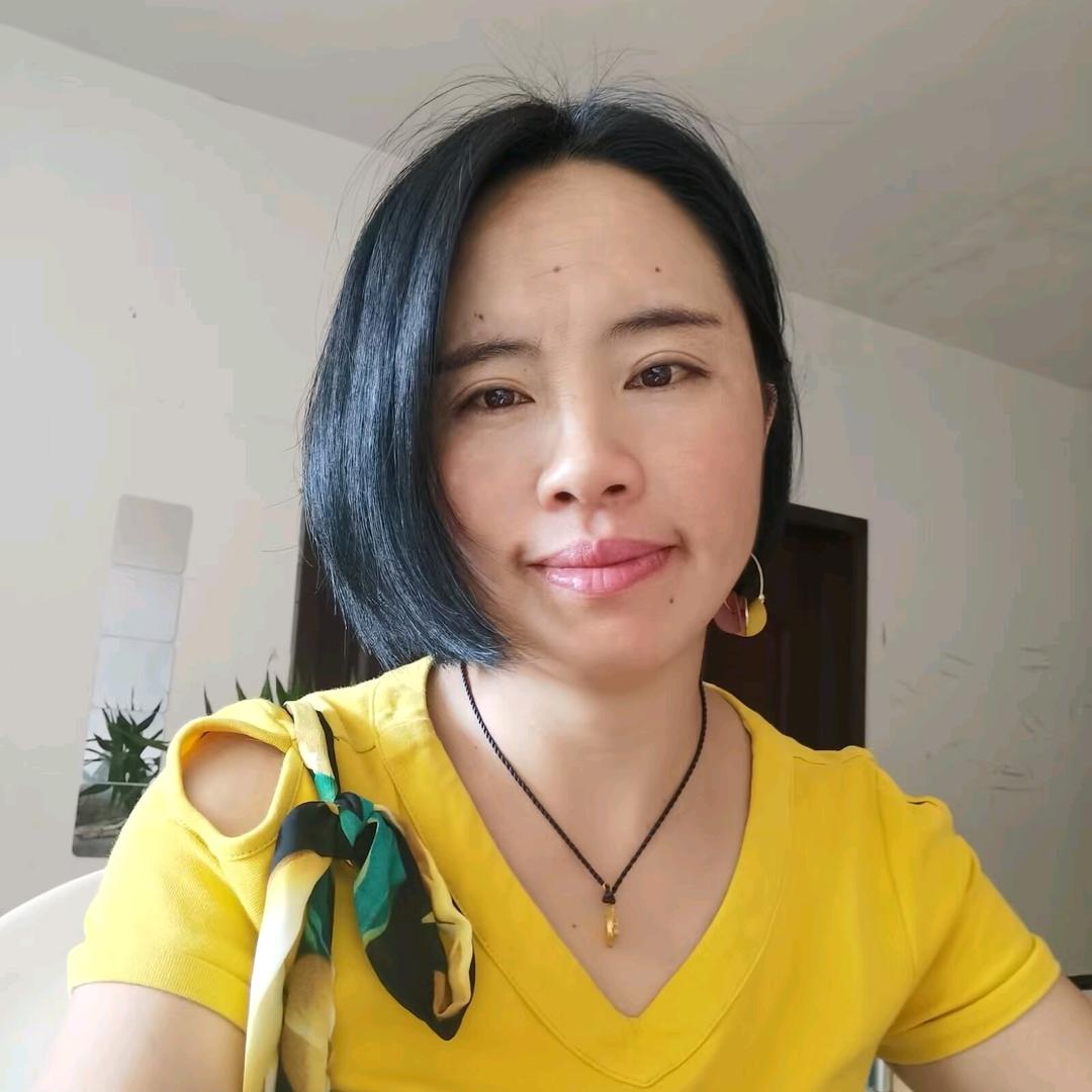 罗彗榛