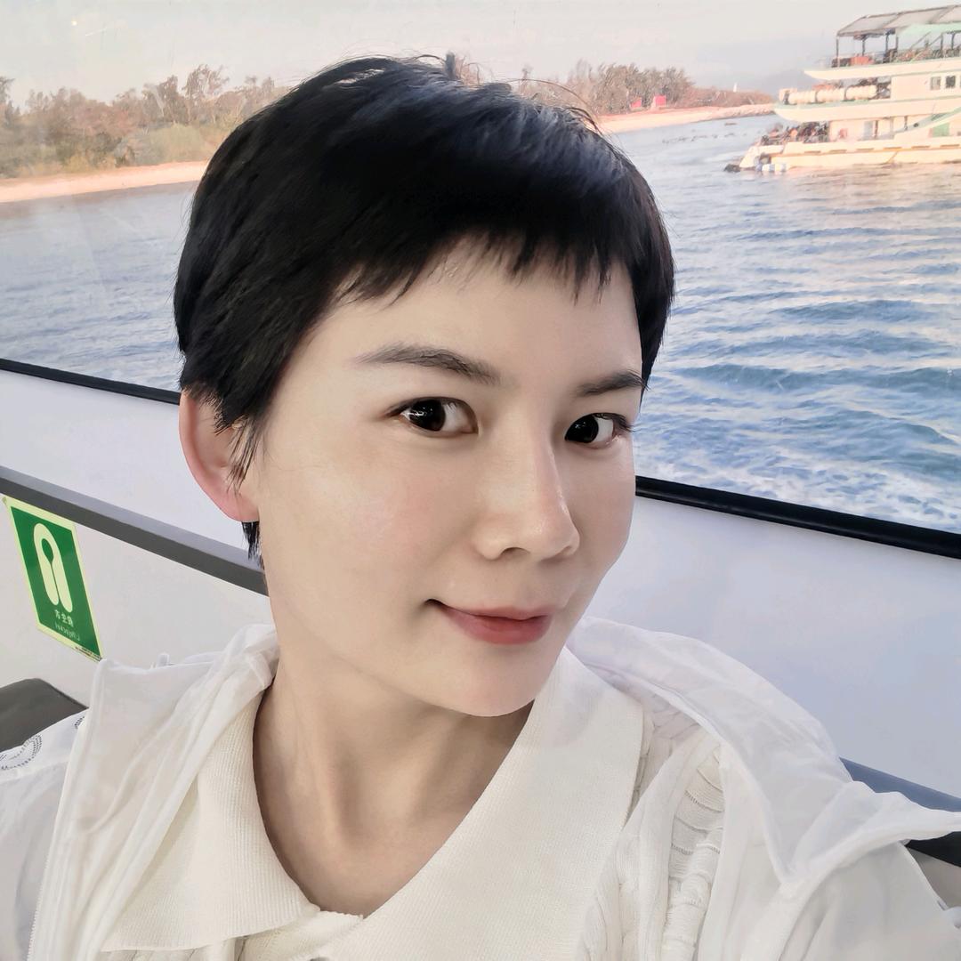 王纬