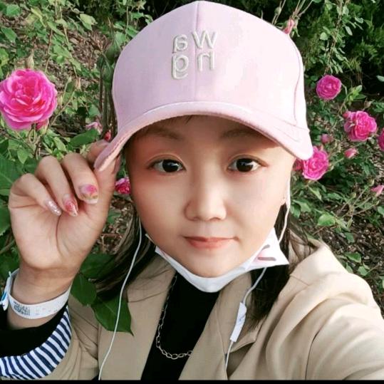 幸福的小女人