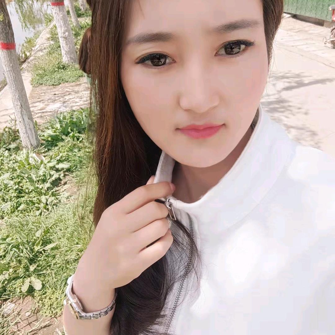 小英（抖抖舞）