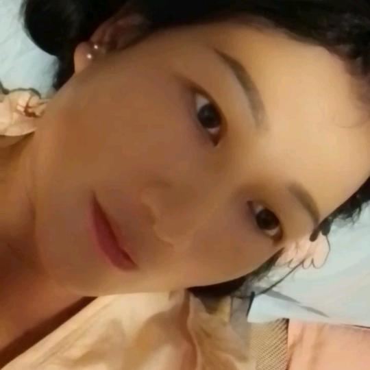 看起不太聪明😗