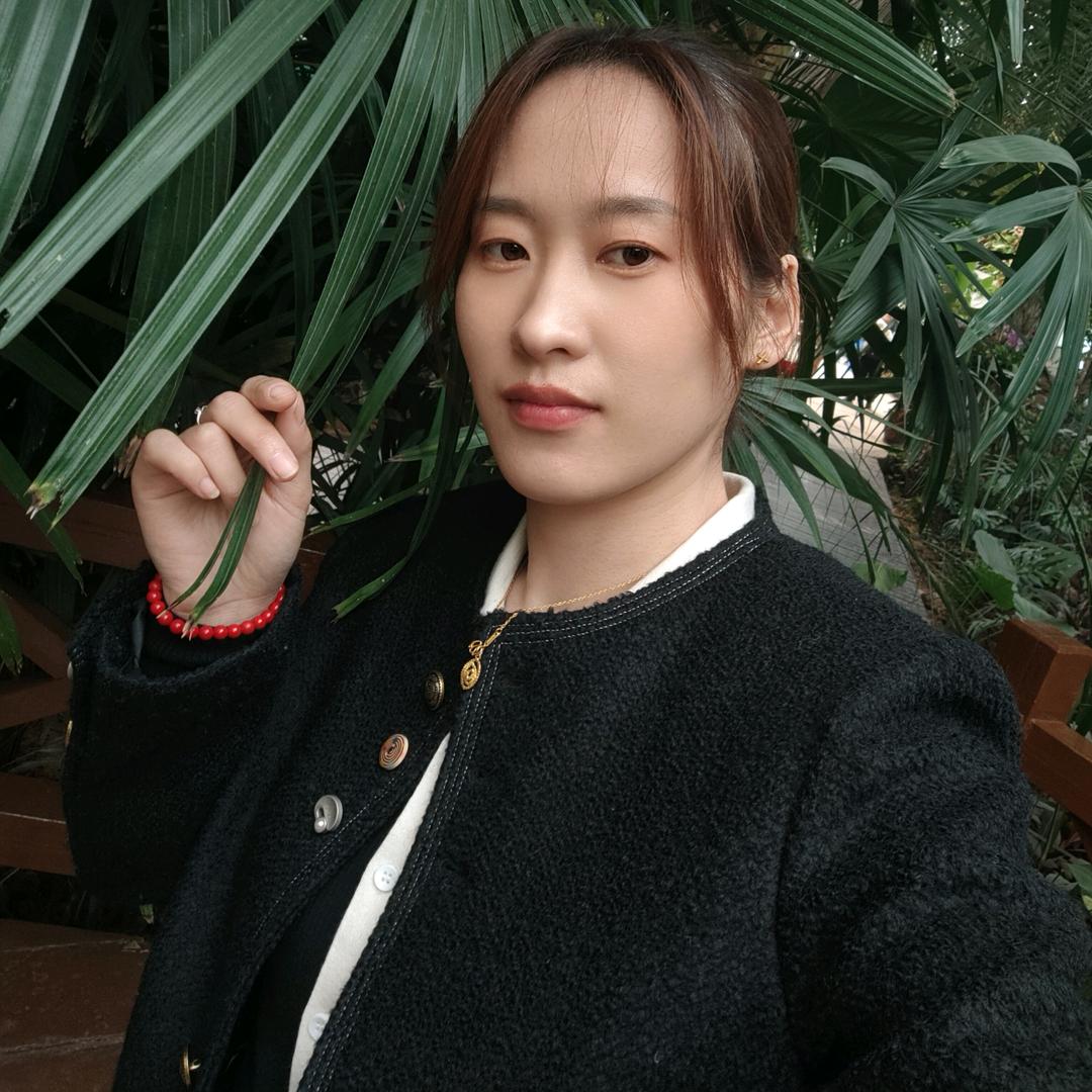 王曼丽