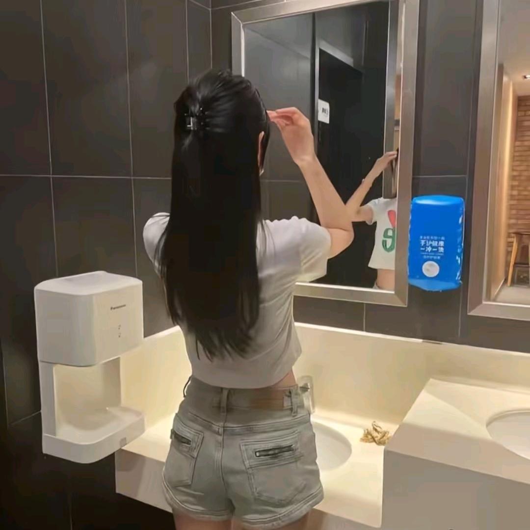 小美