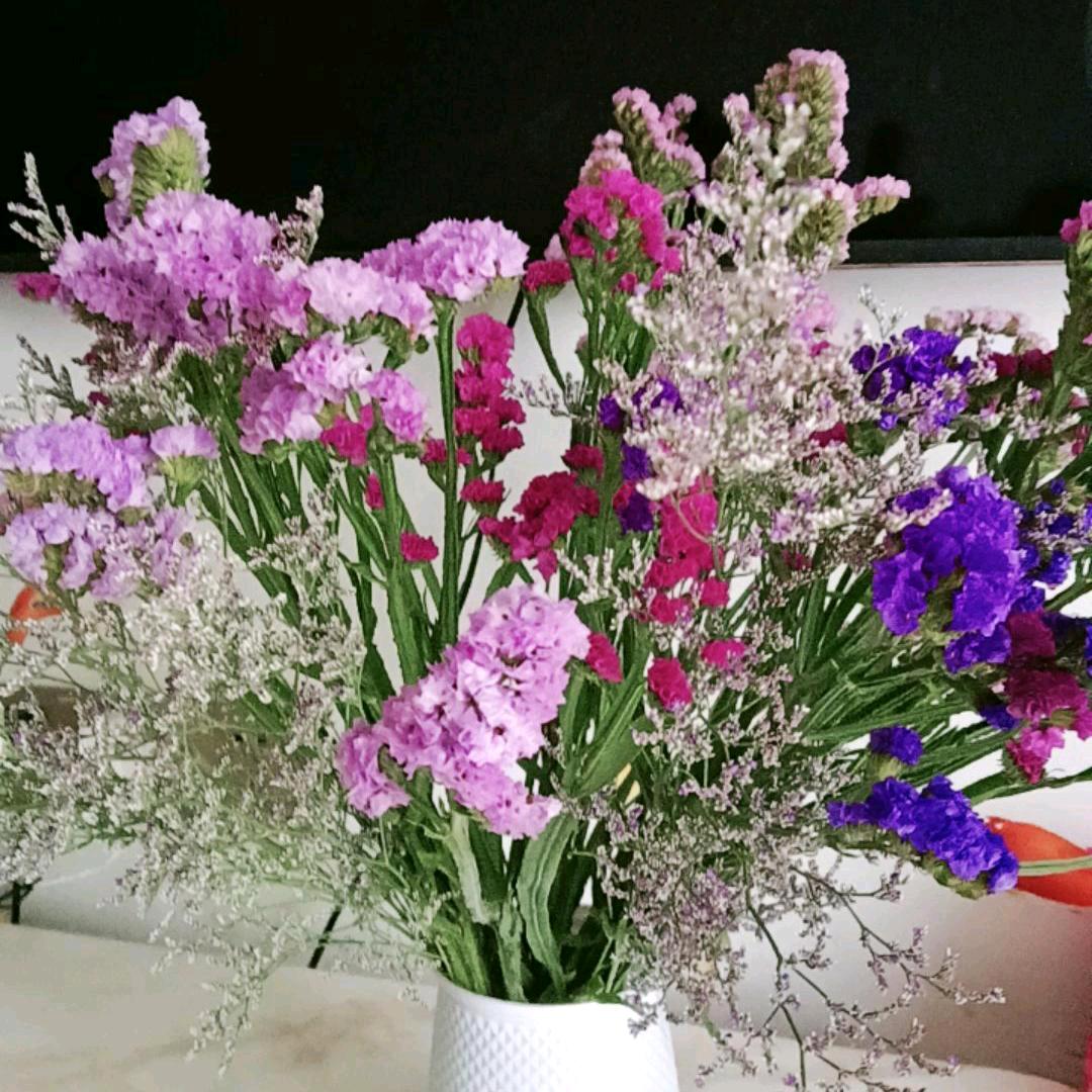 @卖炸串的小姐姐