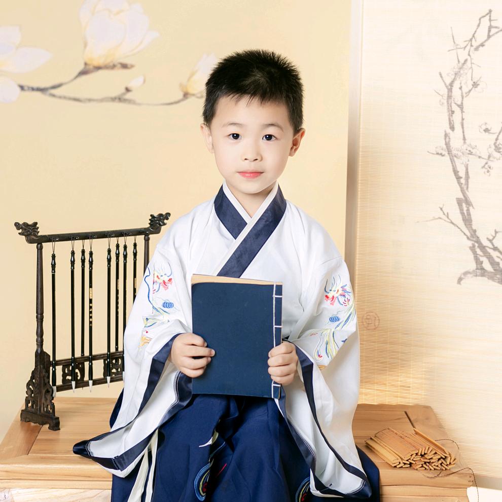 Calobaby爱读书ᵂᴸ⁰⁸