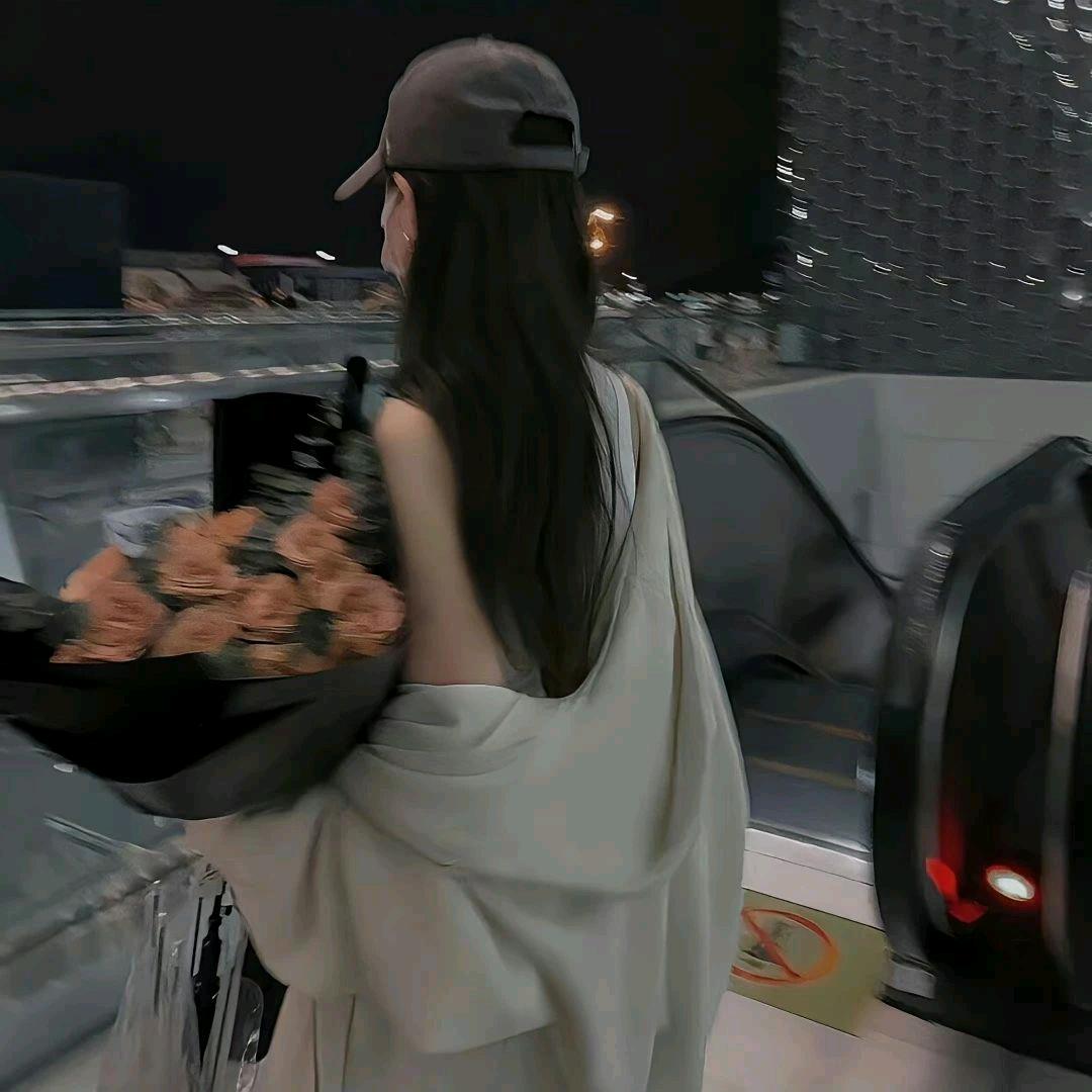我家有个小坤  坤^O^
