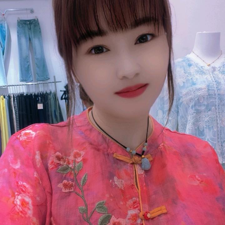 最熟悉的陌生人《富婆女装店》