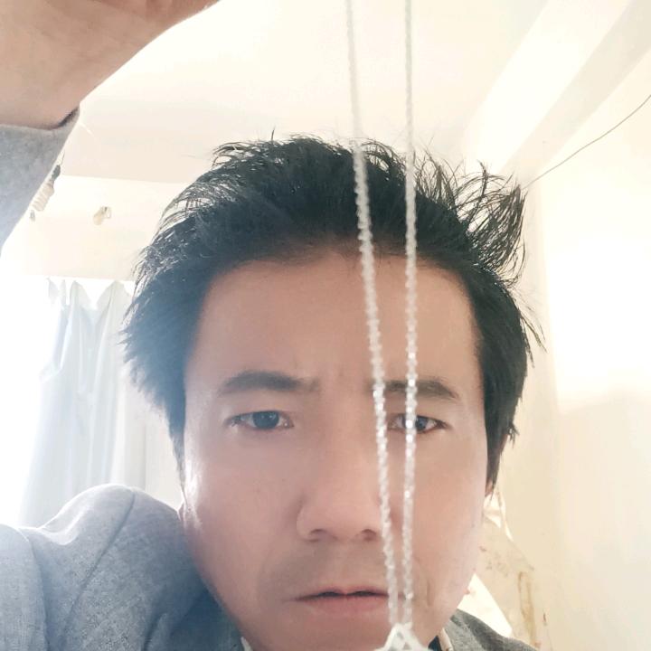 孤独雄鹰