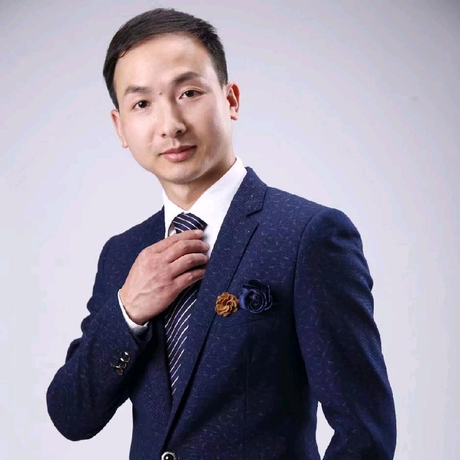 在武汉做装修的龚哥