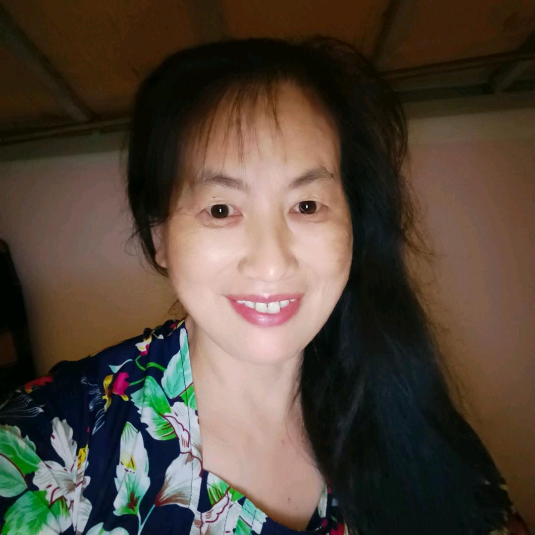 为了生活，苦也要笑着过