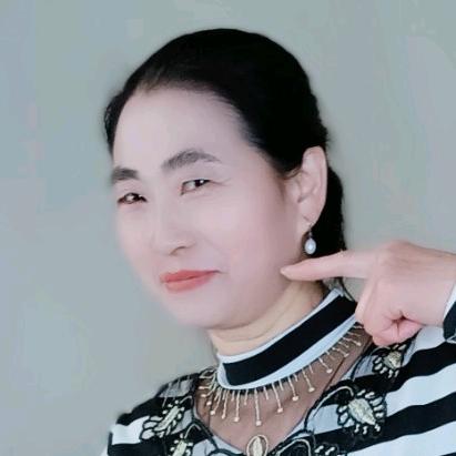 @农村刘姐对口型飙演技唱歌🎤
