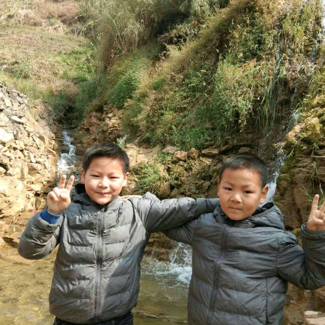 譚應   工地内外墙