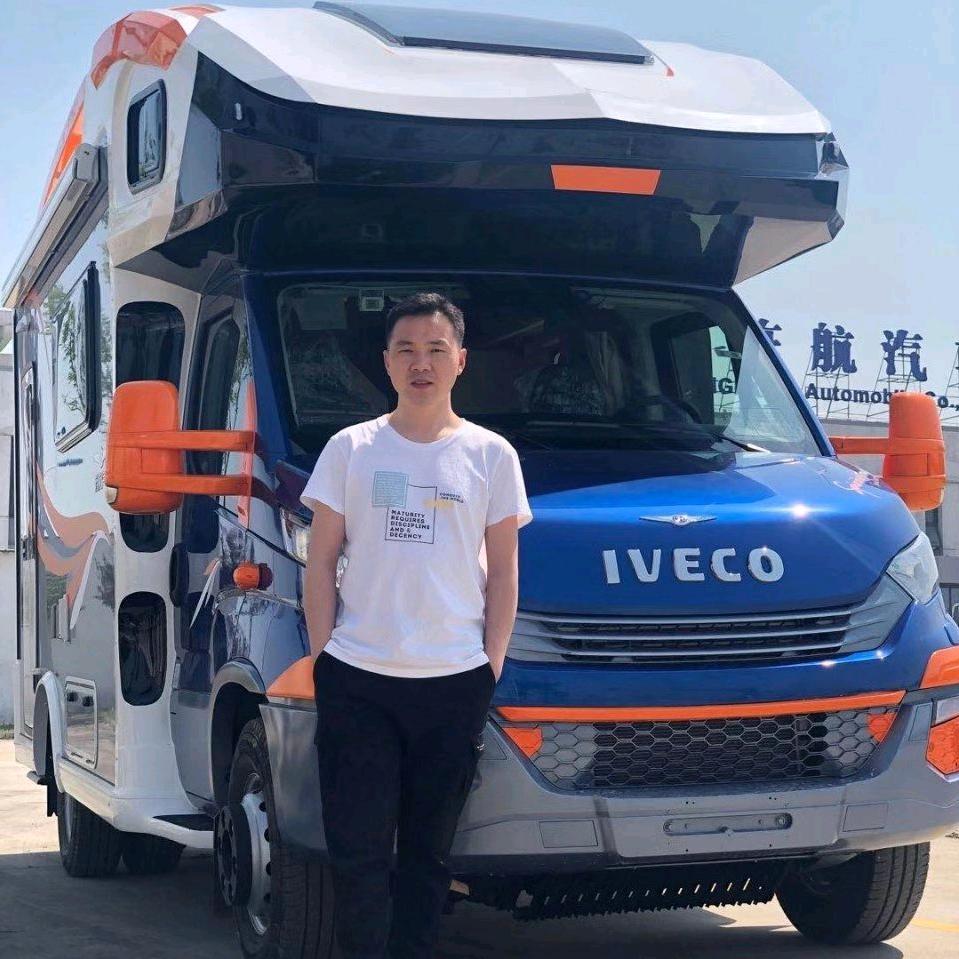 家游房车-小孙收售房车