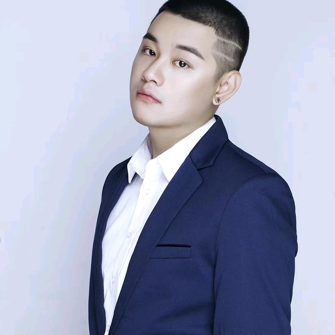 没什么了不起的大LEE