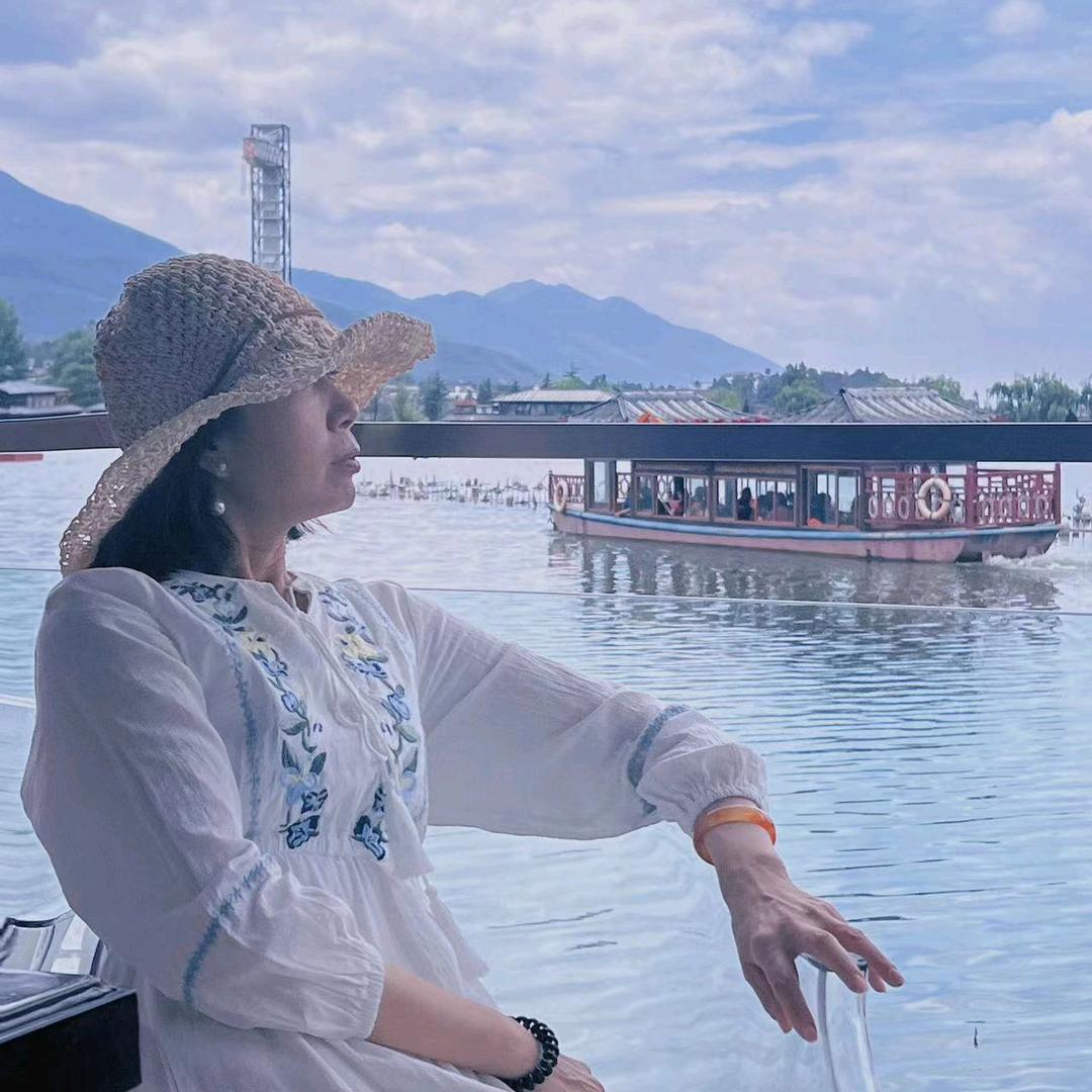 (荧光屏919首播筹备中)