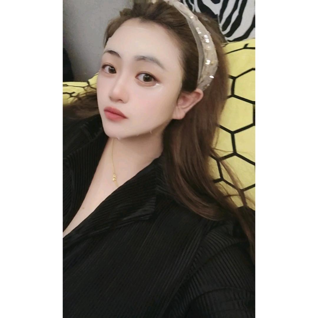 🌸 白白 .💋️