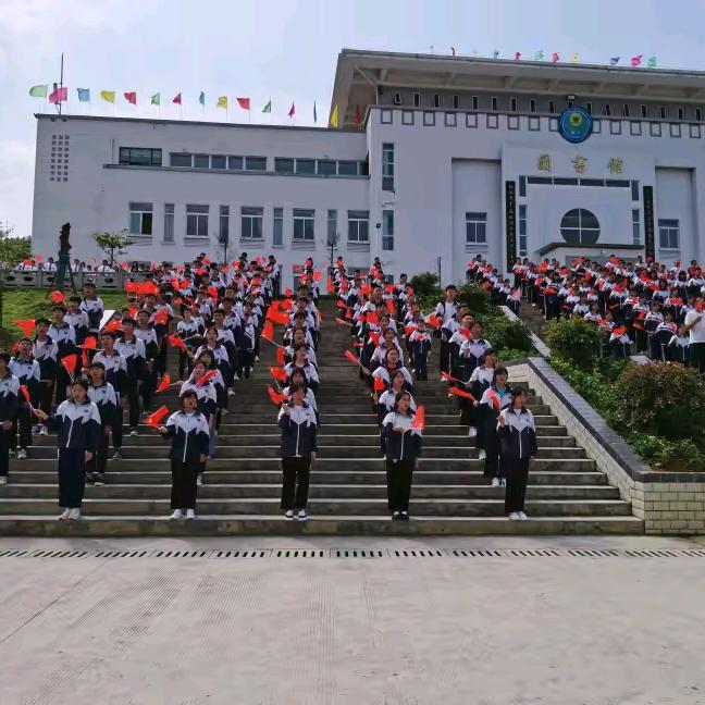 文章憎命达，魑魅喜人过。
