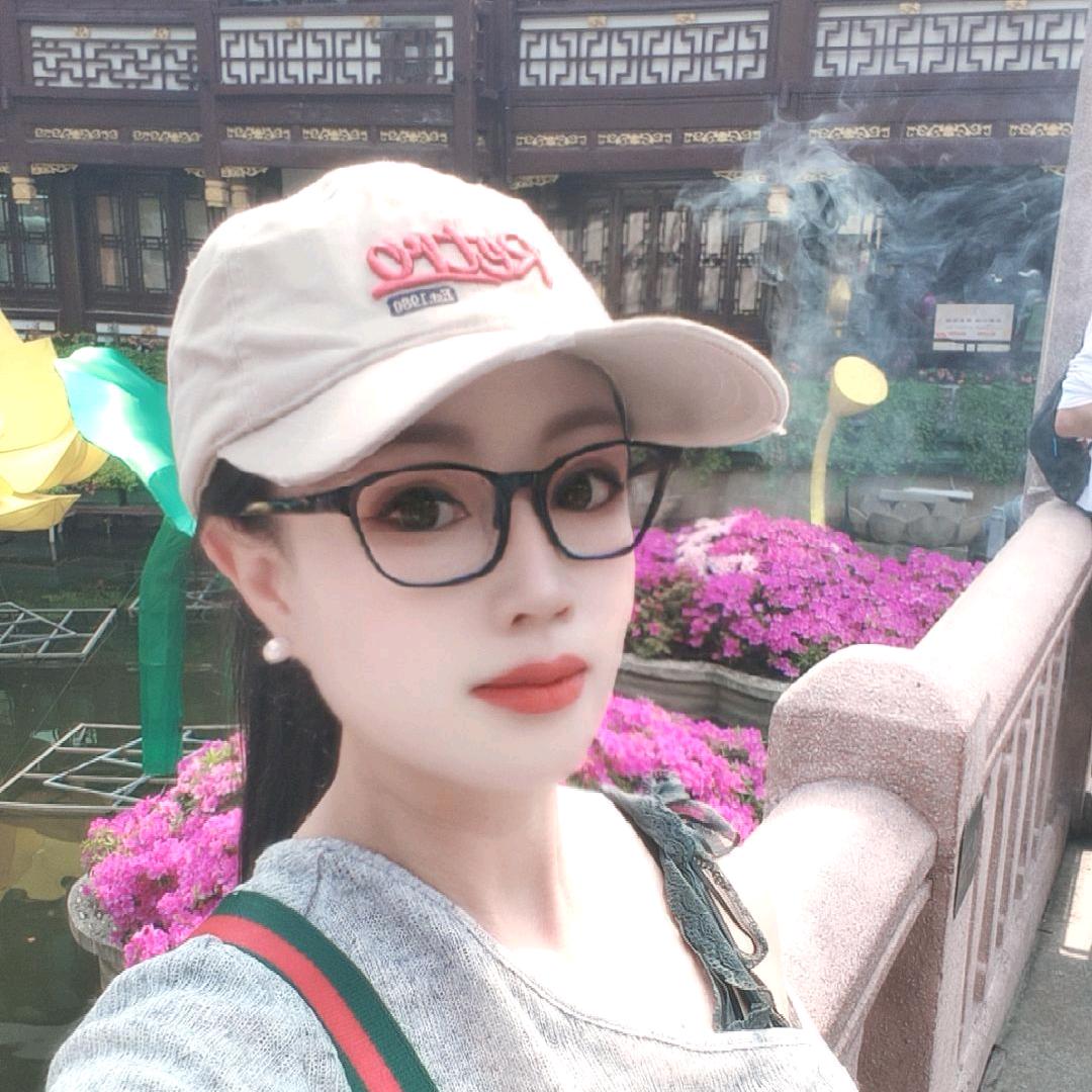 颜总裁眉眼唇设计师燕子
