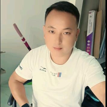 饥饿的雄鹰
