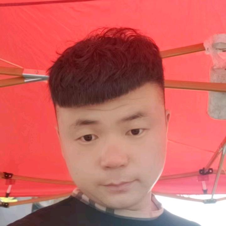 昌图北山夜市小两口生蚝扇贝