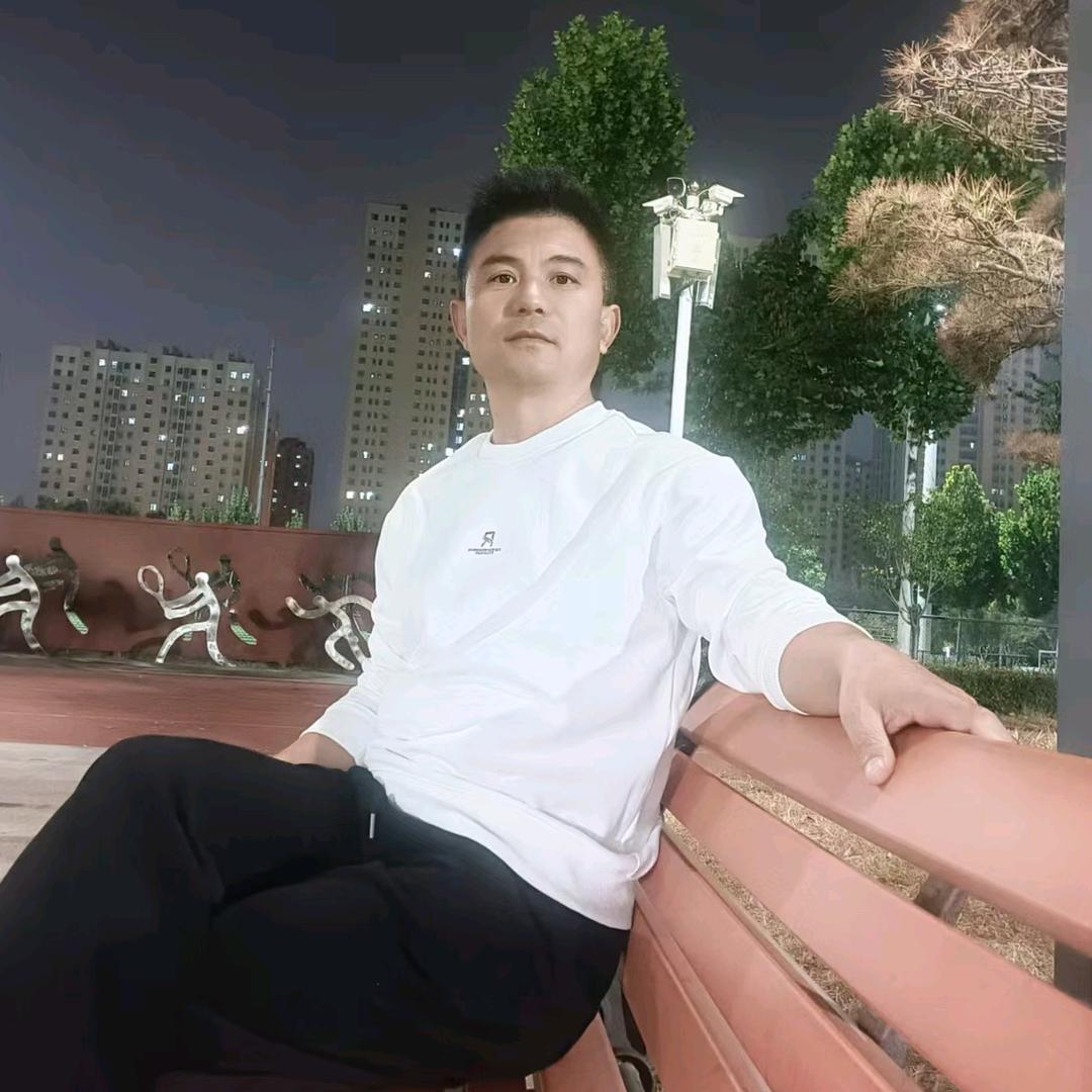 广场舞莫名