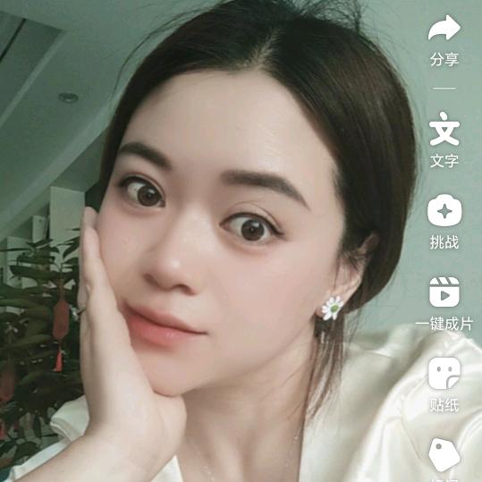 小周周半成熟的李