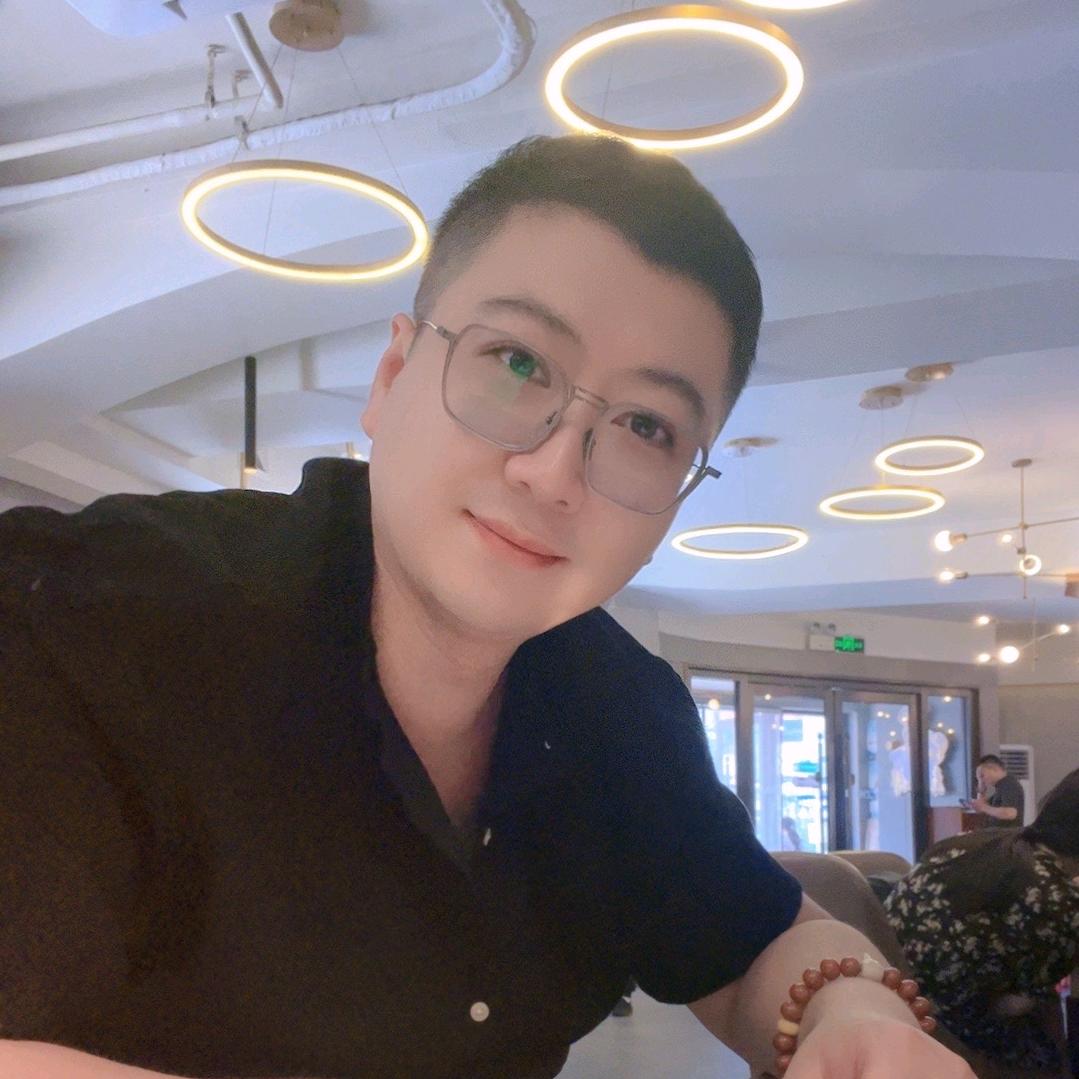 李白很白