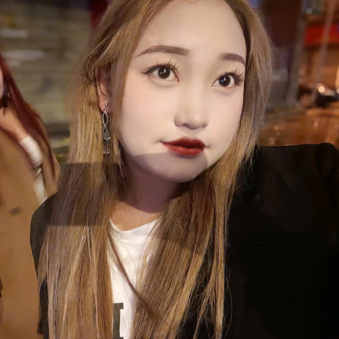 小依*