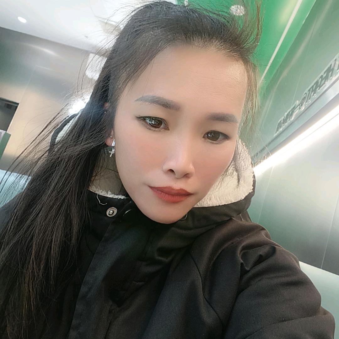 @爱跳舞的小荷