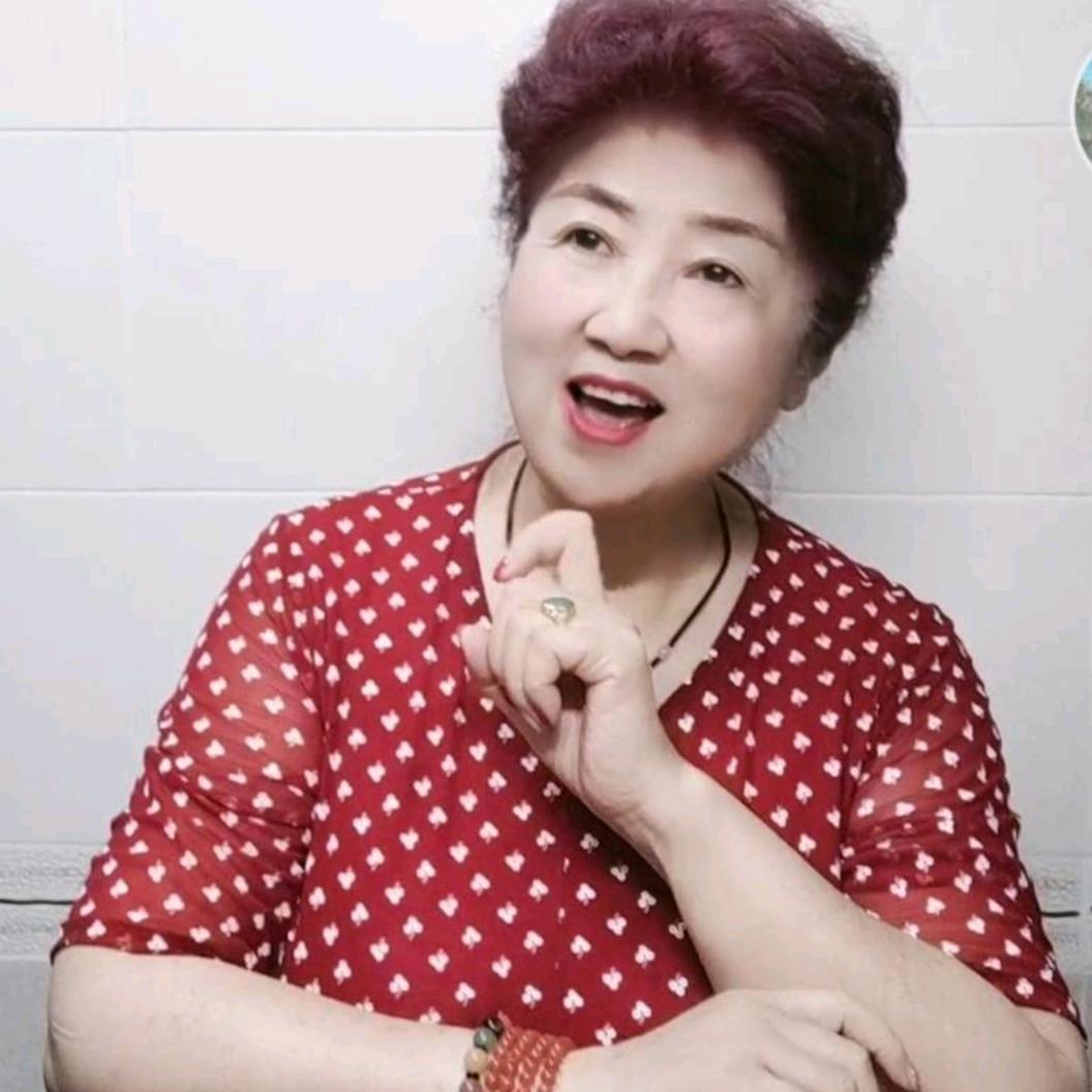 开心阿婆