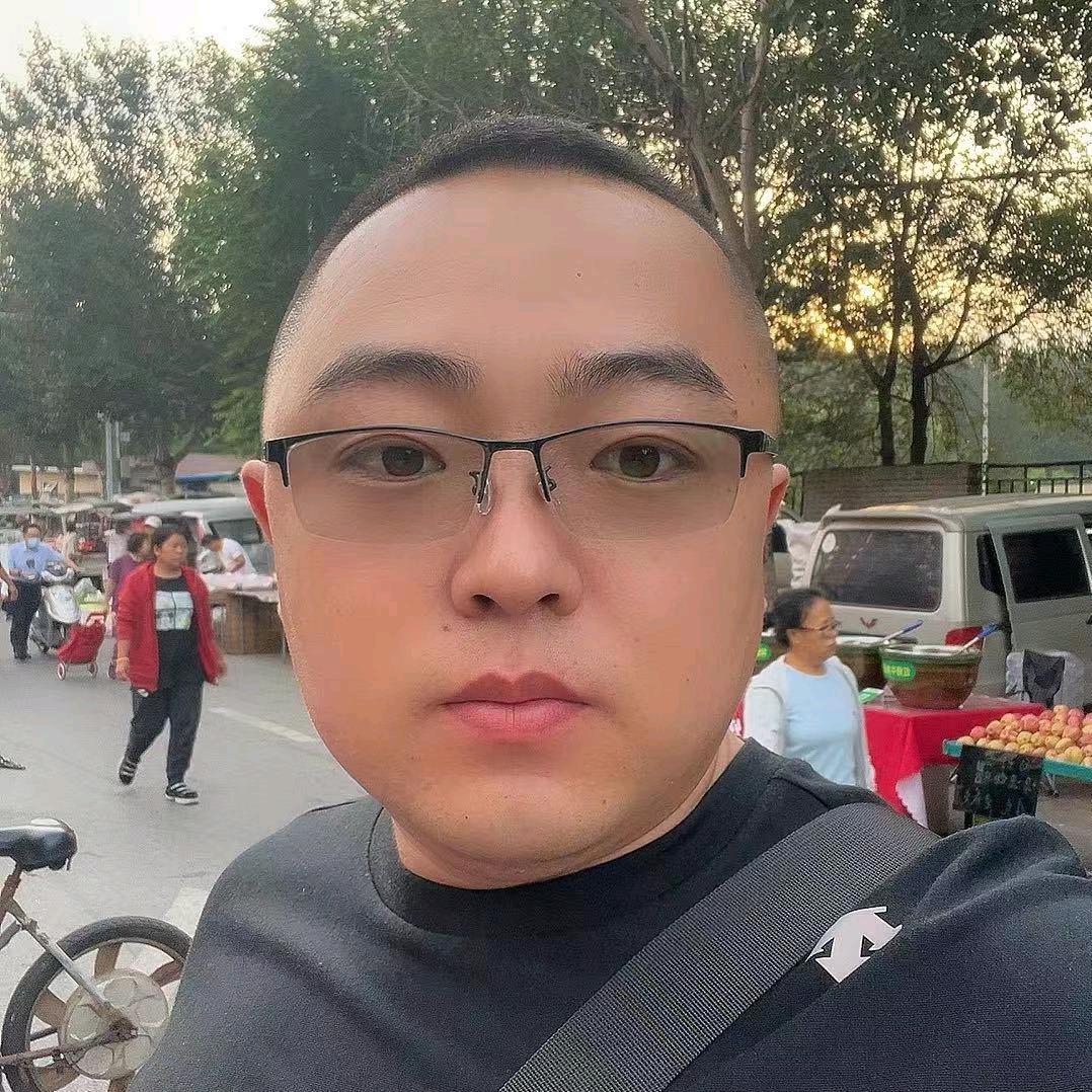 沈阳玖岳短袖卫衣仓储