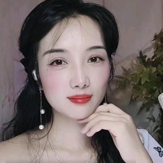 芳芳💞