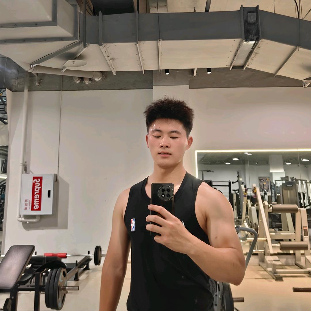 @Only-one（主页新生👗）