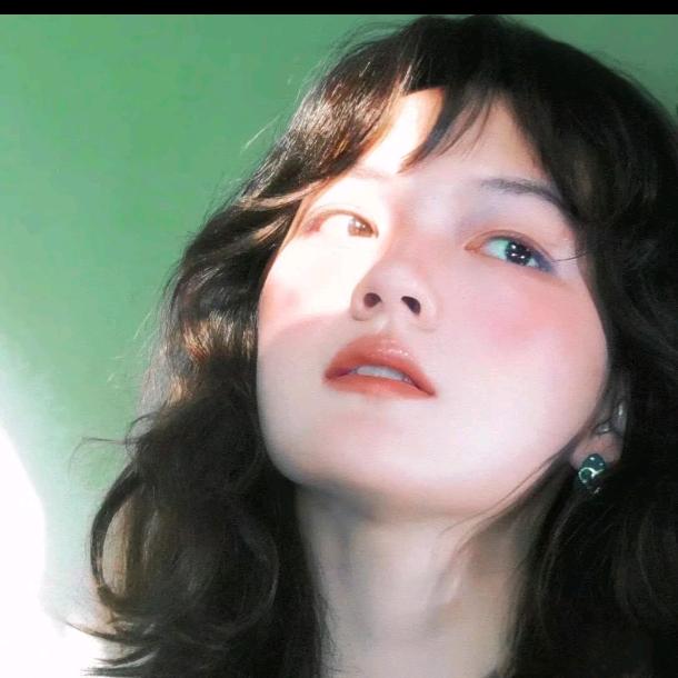 珠圆朱鹿