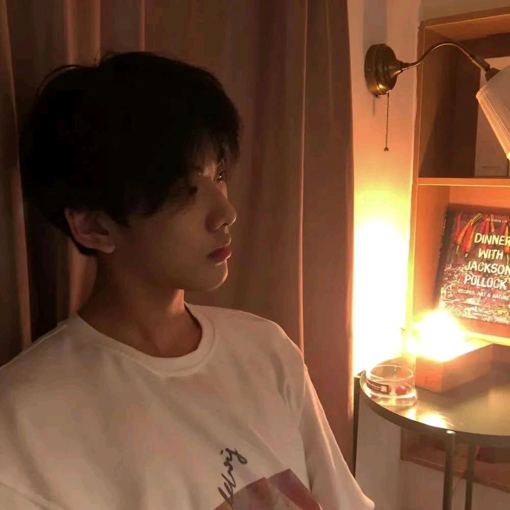 折花载酒少年事