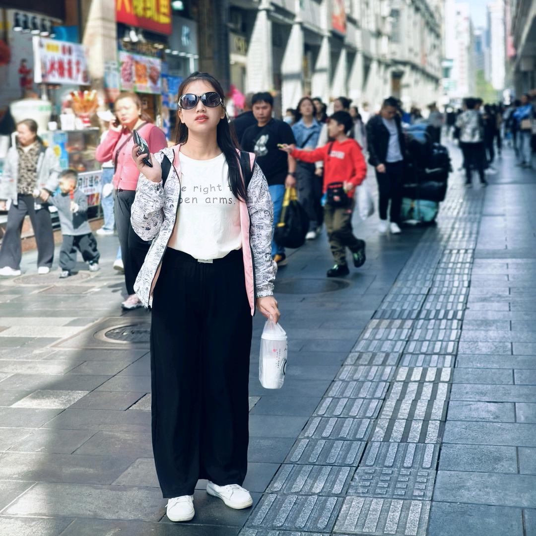 @💞এۣۖิ 别动情ꦿ꯭会伤꧔ꦿ ᭄