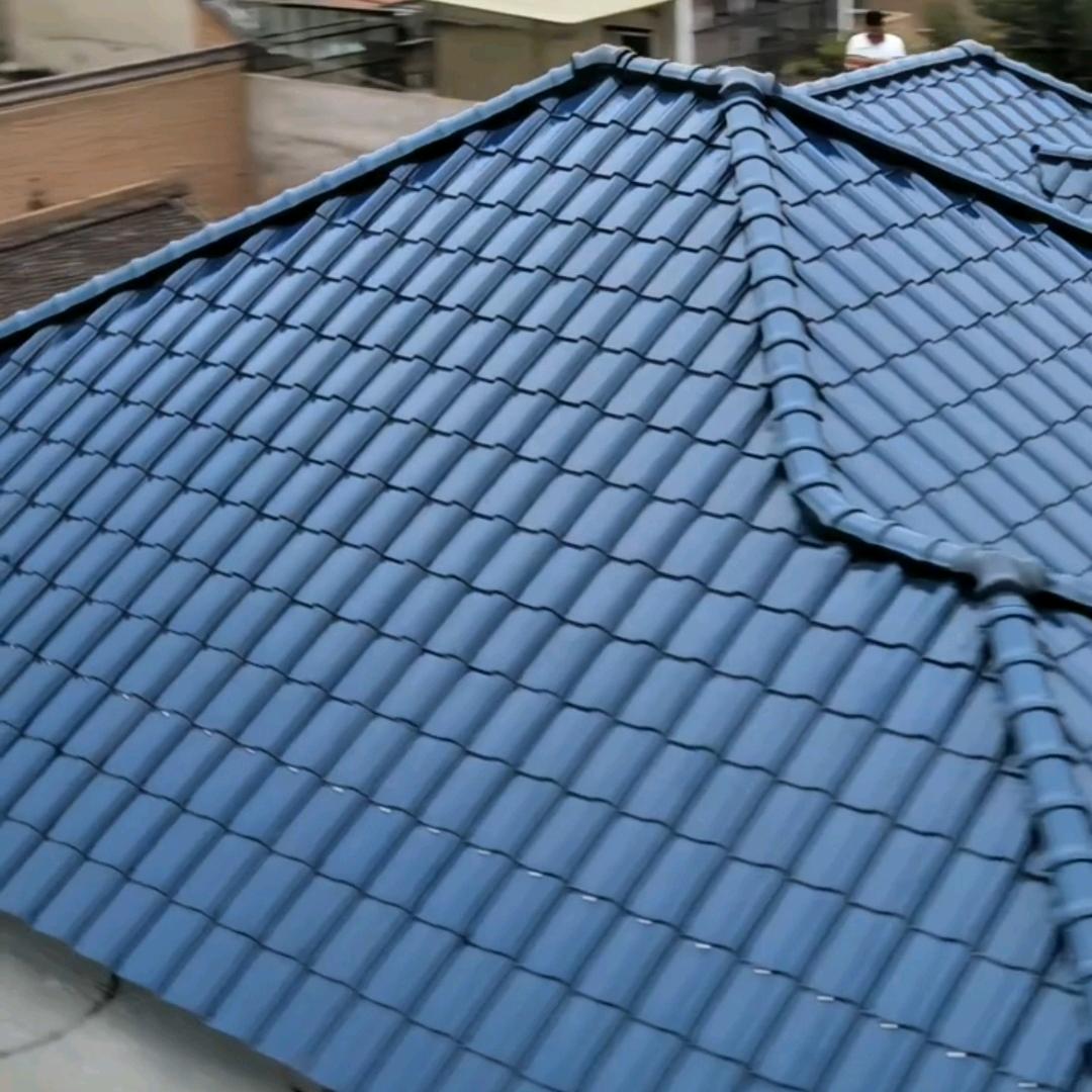 钢结构琉璃瓦  老房子换瓦专业团队。