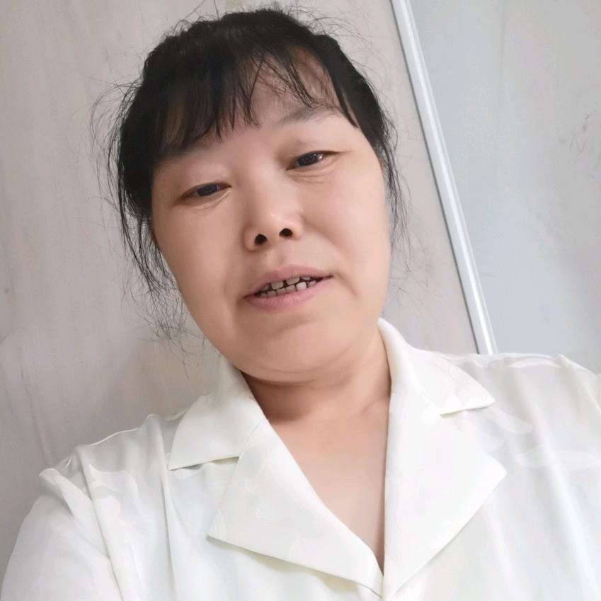 云吖，唱歌走路直播