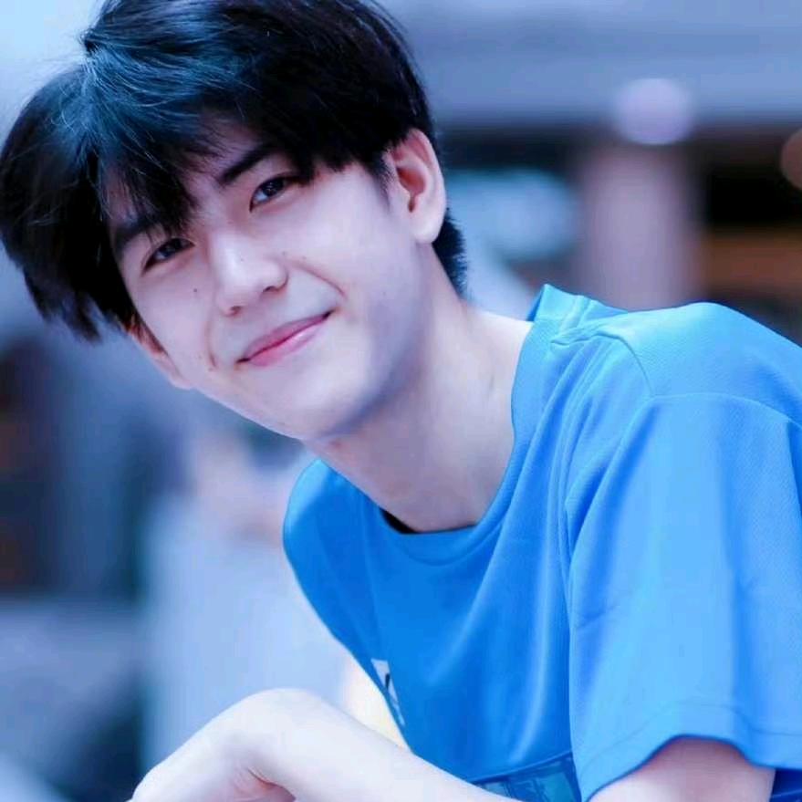 闪闪亮的电灯泡