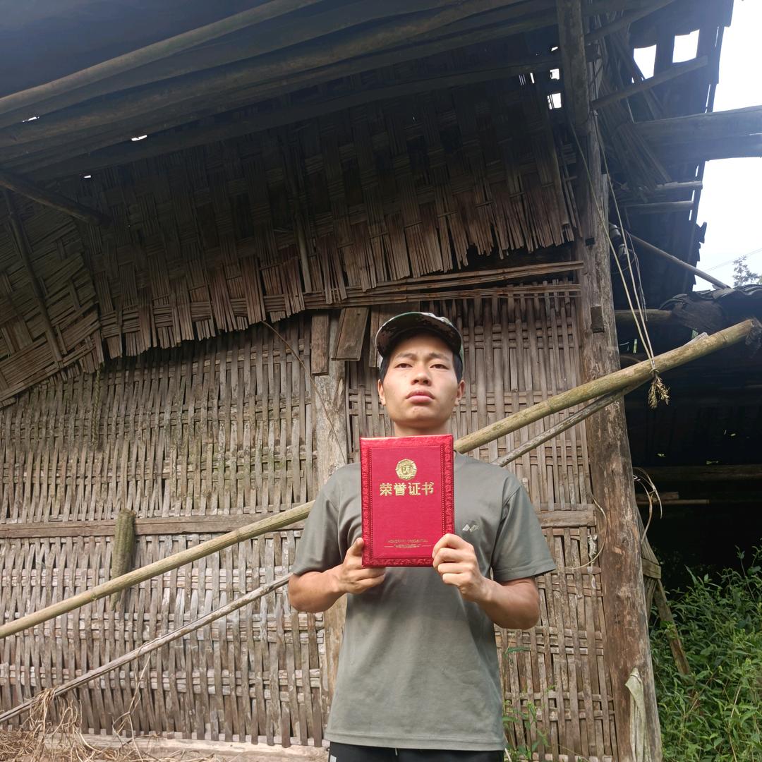 敖德标（新疆摘辣椒）এ᭄