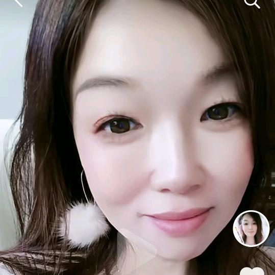 肖依依