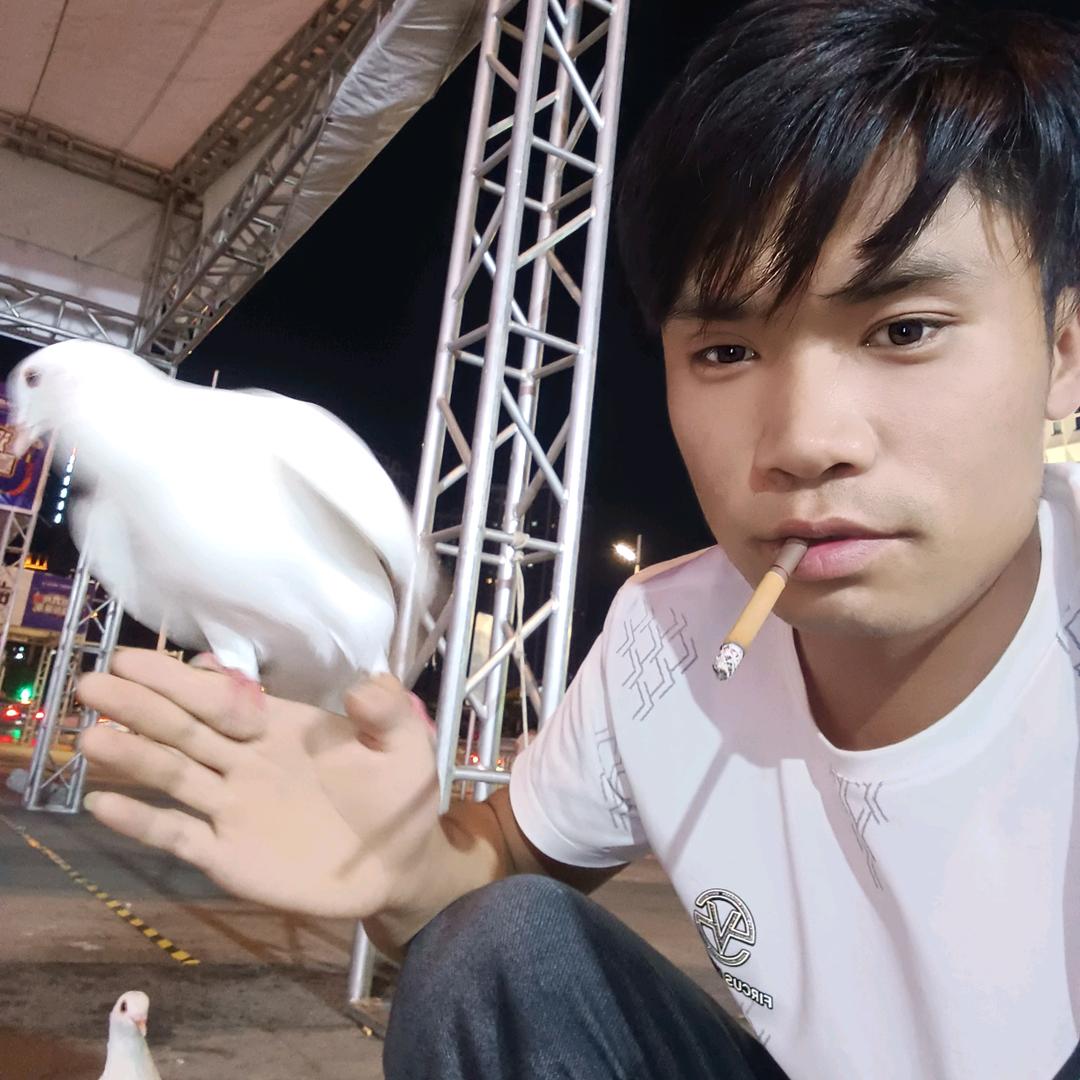 心中有梦，眼里有光