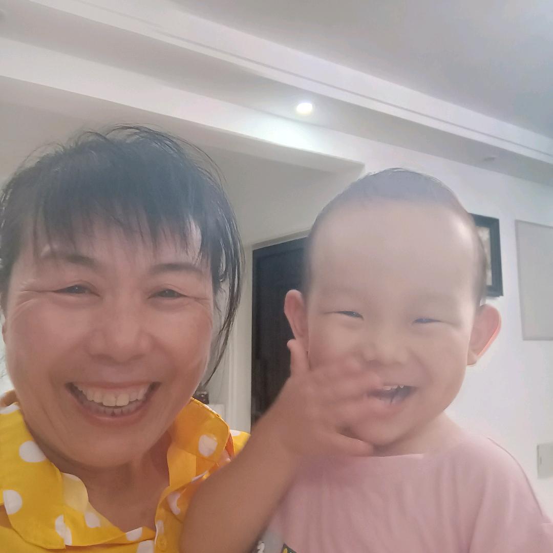 枝繁叶茂\教唱歌龙老师的学员