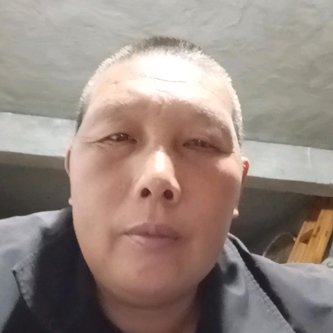 潜江农村人养虾